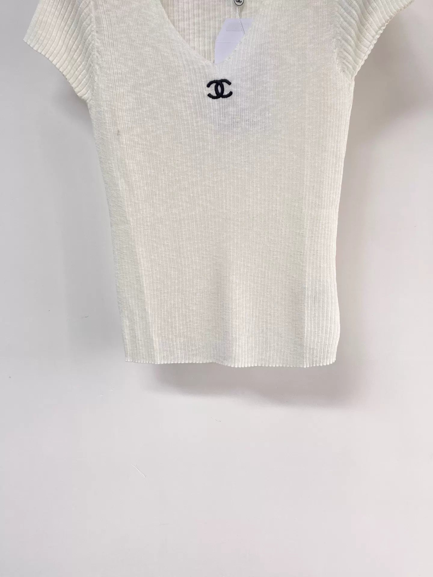 26ss V-neck Knit T-shirt