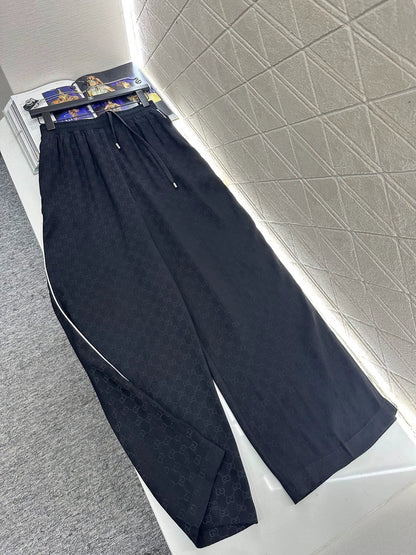 Jacquard suit