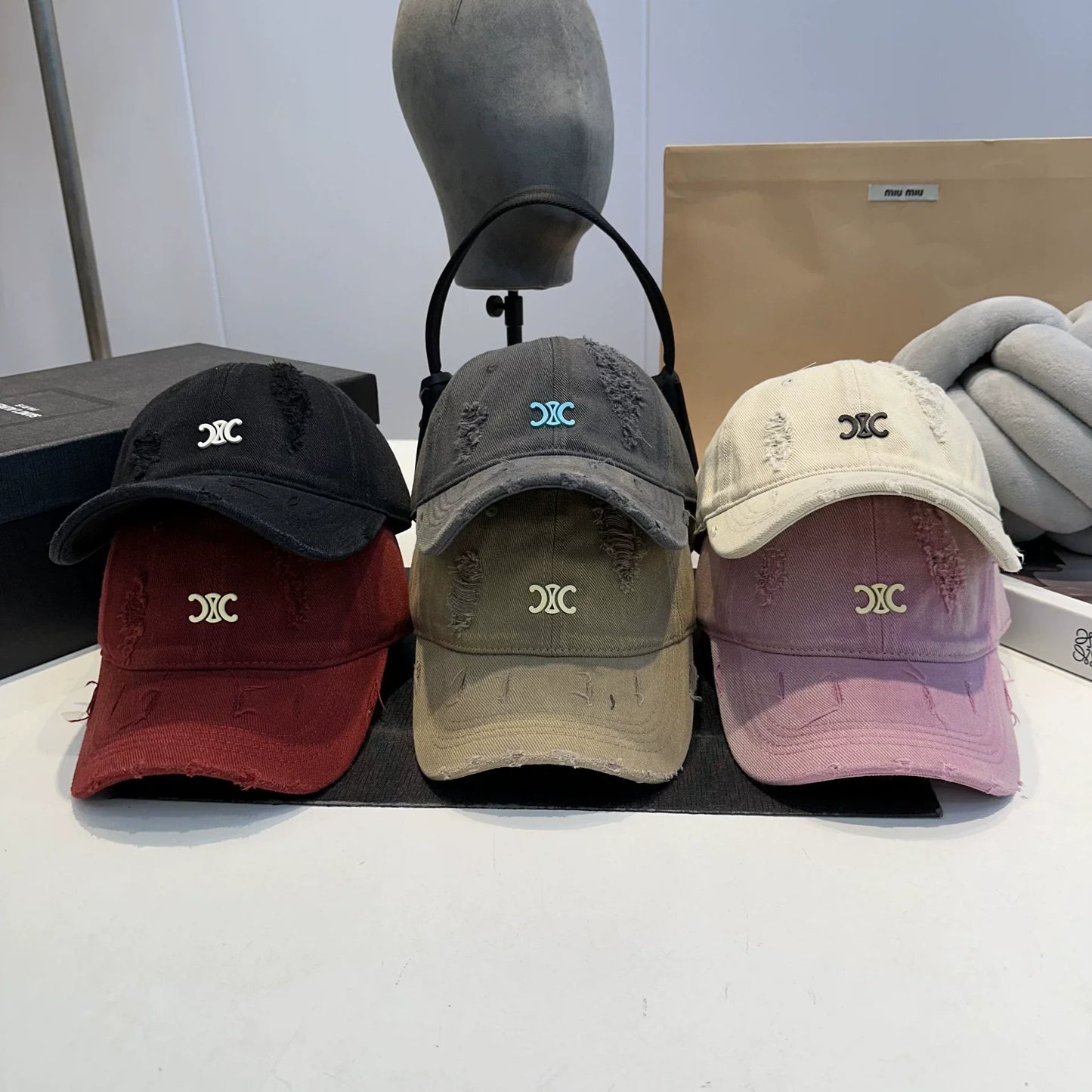 25 New Simple logo baseball cap