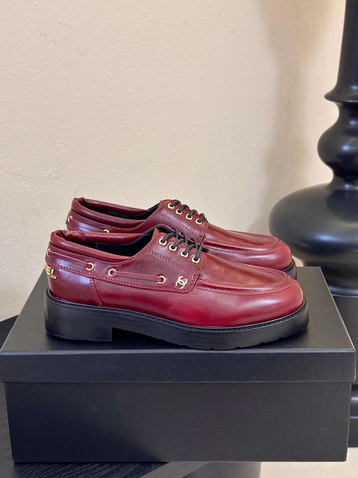Double C buckle loafers