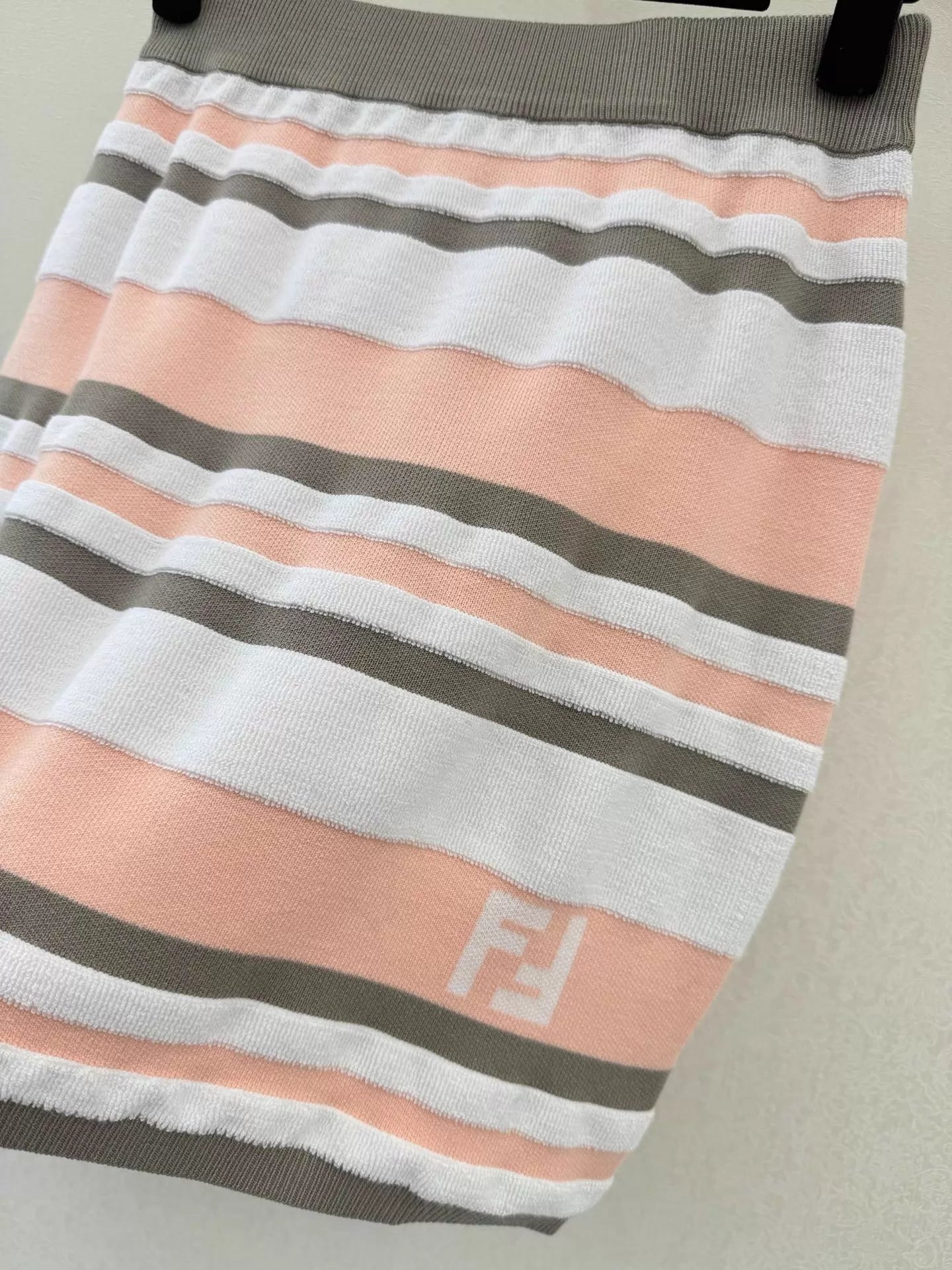 26ss Striped Knit Set