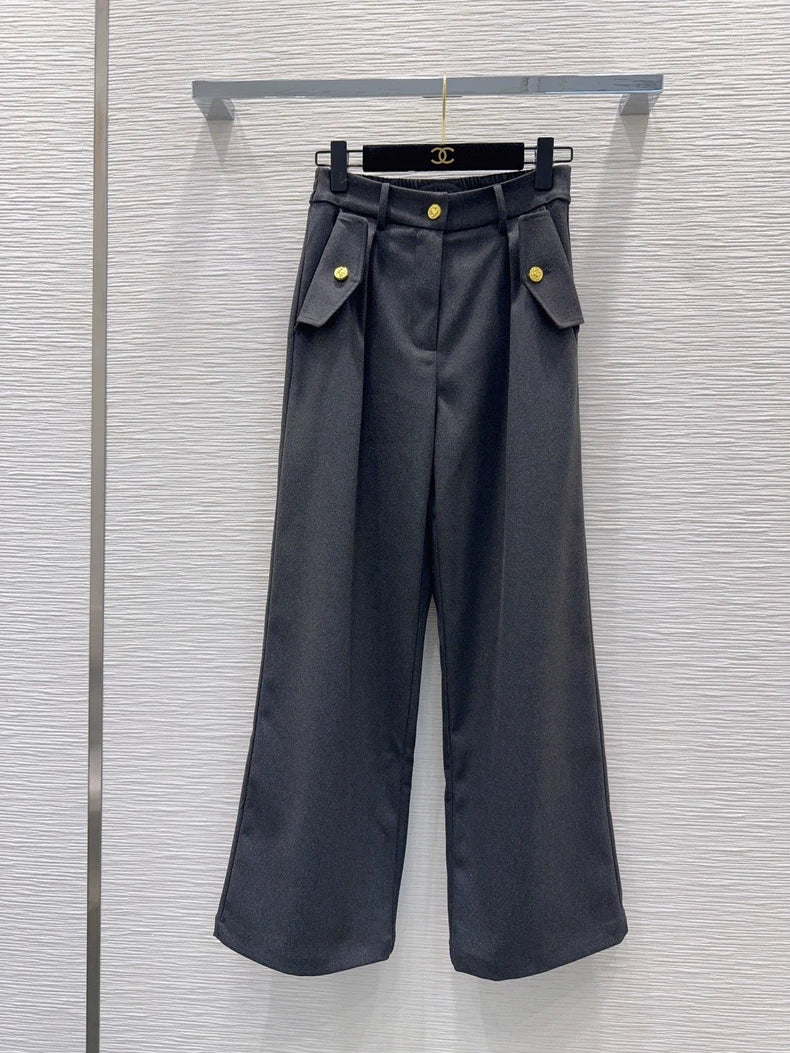 26New Button-Detail Casual Trousers