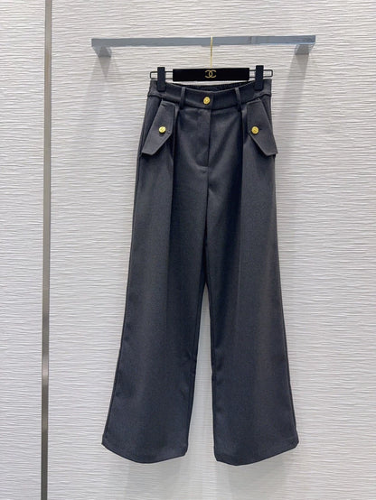 26New Button-Detail Casual Trousers