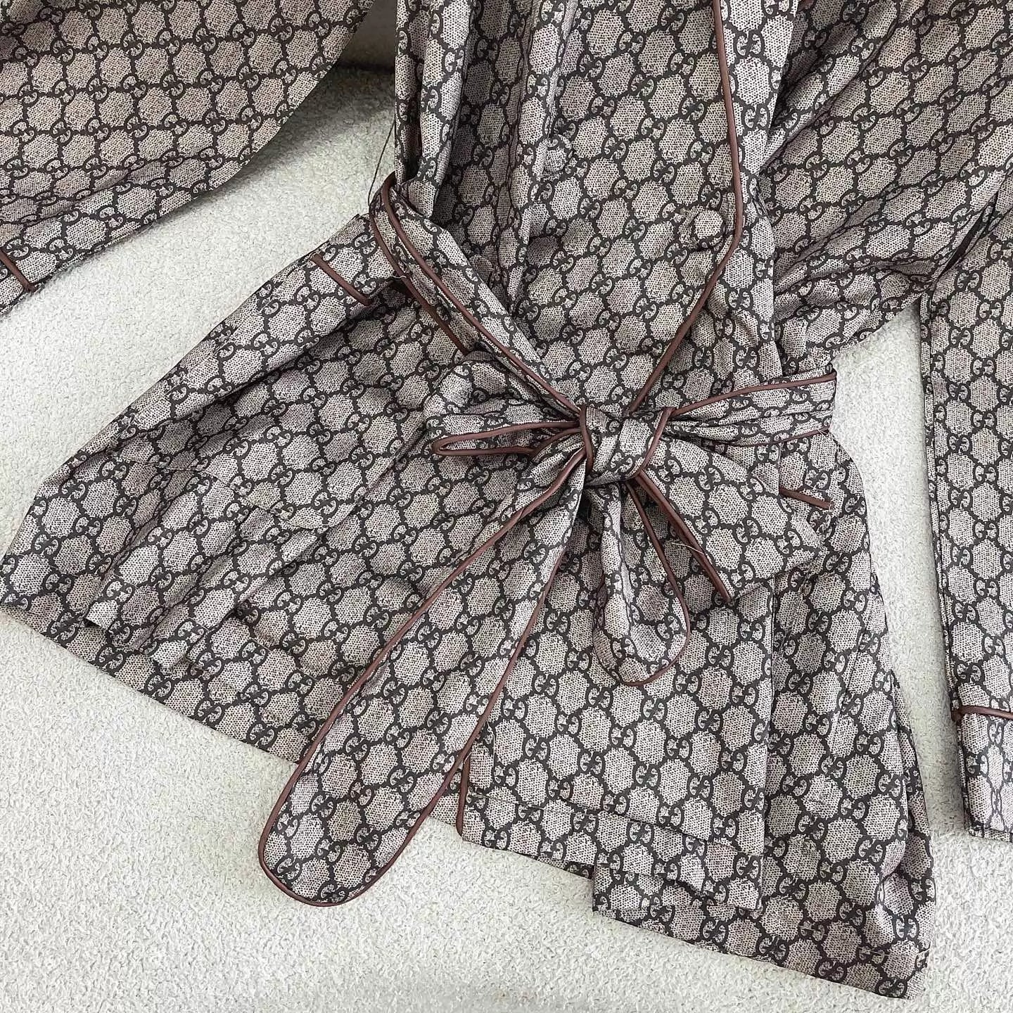 26ss robe-style cardigan + trousers