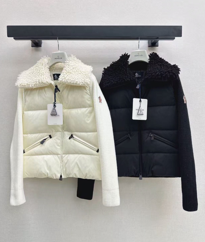 26Latest Autumn/Winter Down Jacket with Faux-Shearling Collar Detail