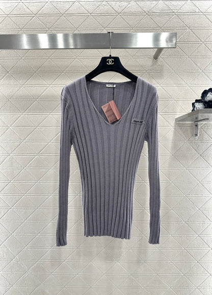 V-Neck Slim Fit Knit Sweater