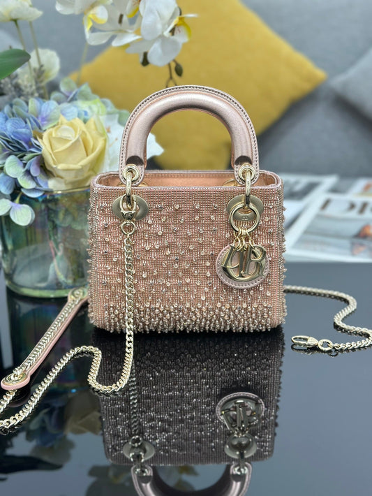 2026 Embroidered Beaded Bag 17cm Lambskin