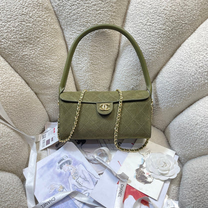 Chanel 2026 Double C Logo Bowling Ball Bag 23cm Leather