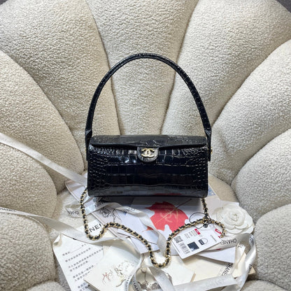 Chanel 2026 Double C Logo Bowling Ball Bag 23cm Leather