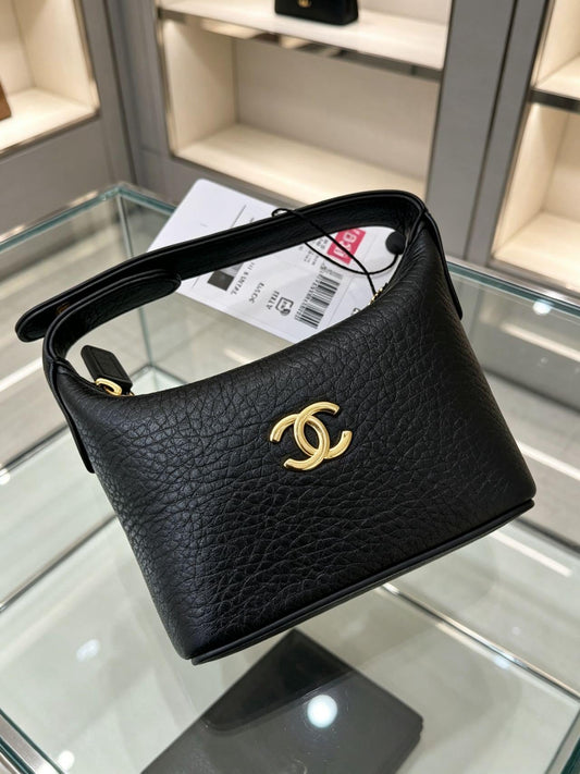 2026 Coco Beach Mini Bag 10cm Cowhide