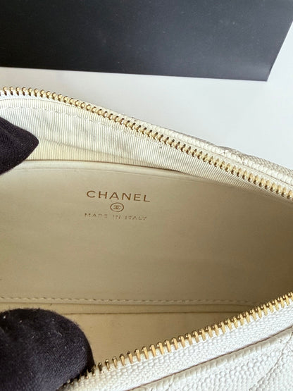 Chanel 2026 Clutch with Chain 21cm Caviar Leather