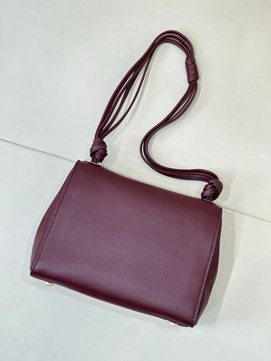 2026 V-shaped Flap Bag 19.5cm Burgundy Smooth Leather