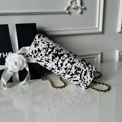 Chanel 2026 Small Tote Bag 23cm White Black Lambskin