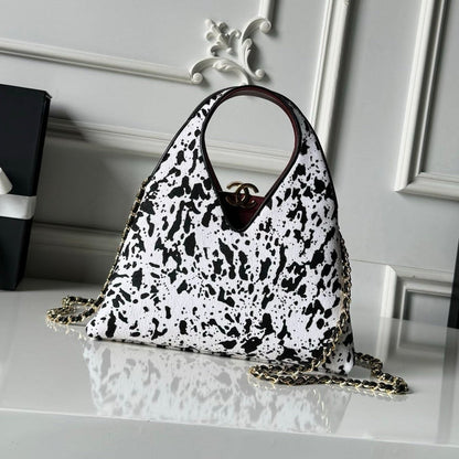 Chanel 2026 Small Tote Bag 23cm White Black Lambskin