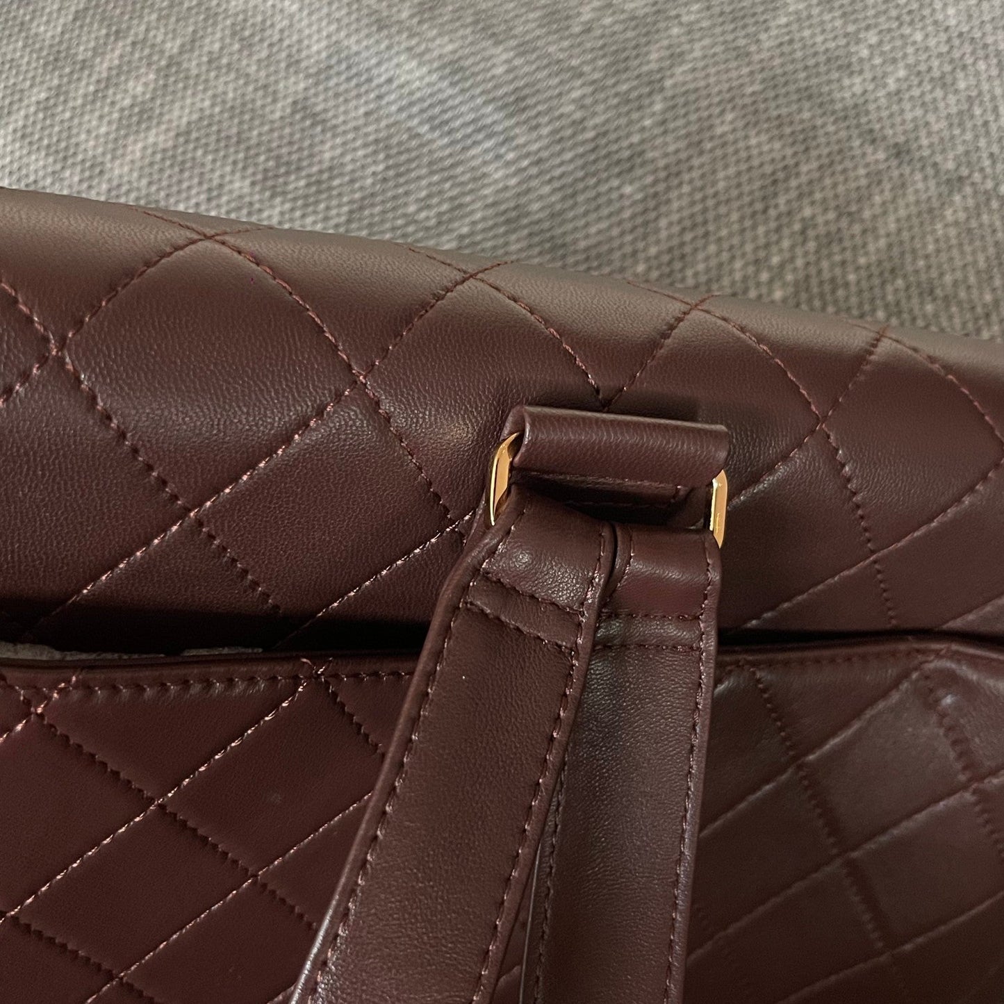 CHANEL 26S QUILTED FLAP BACKPACK 28 IN BURGUNDY RED LAMBSKIN GOLD HARDWARE
