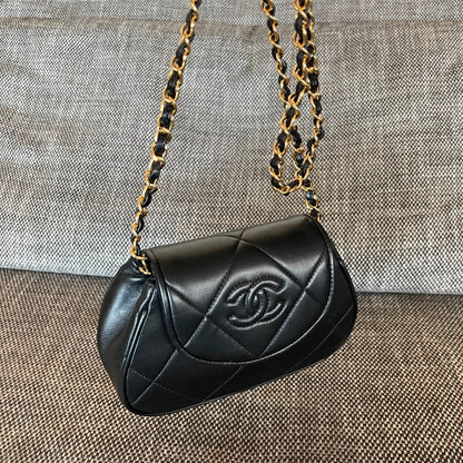 Chanel 2026 Matelasse Coco Mark Bag 22cm Black Lambskin