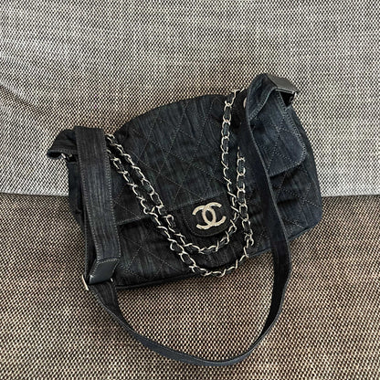 Chanel 2026 Stretch Spirit Messenger Bag Black Denim