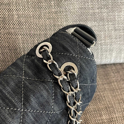 Chanel 2026 Stretch Spirit Messenger Bag Black Denim