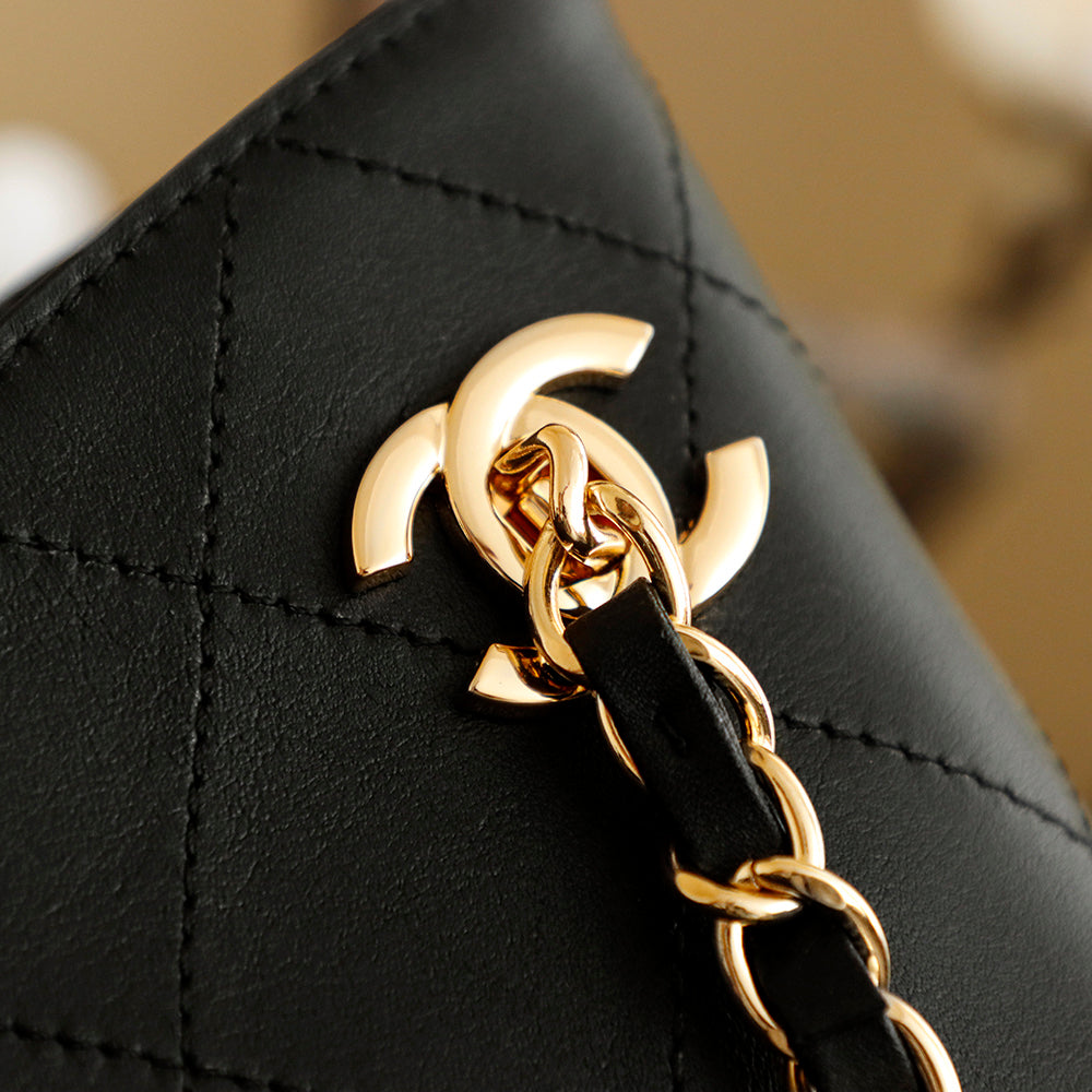 Chanel 2026 Tote Bag 38cm Lambskin