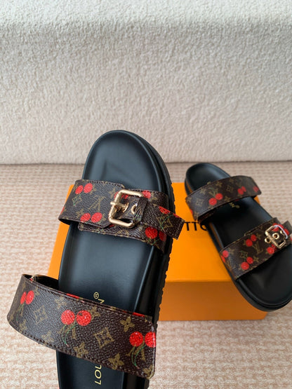 Bom Dia Flat Comfort Mule  x TM Brown Sheepskin Mix Cherry Motif 319378
