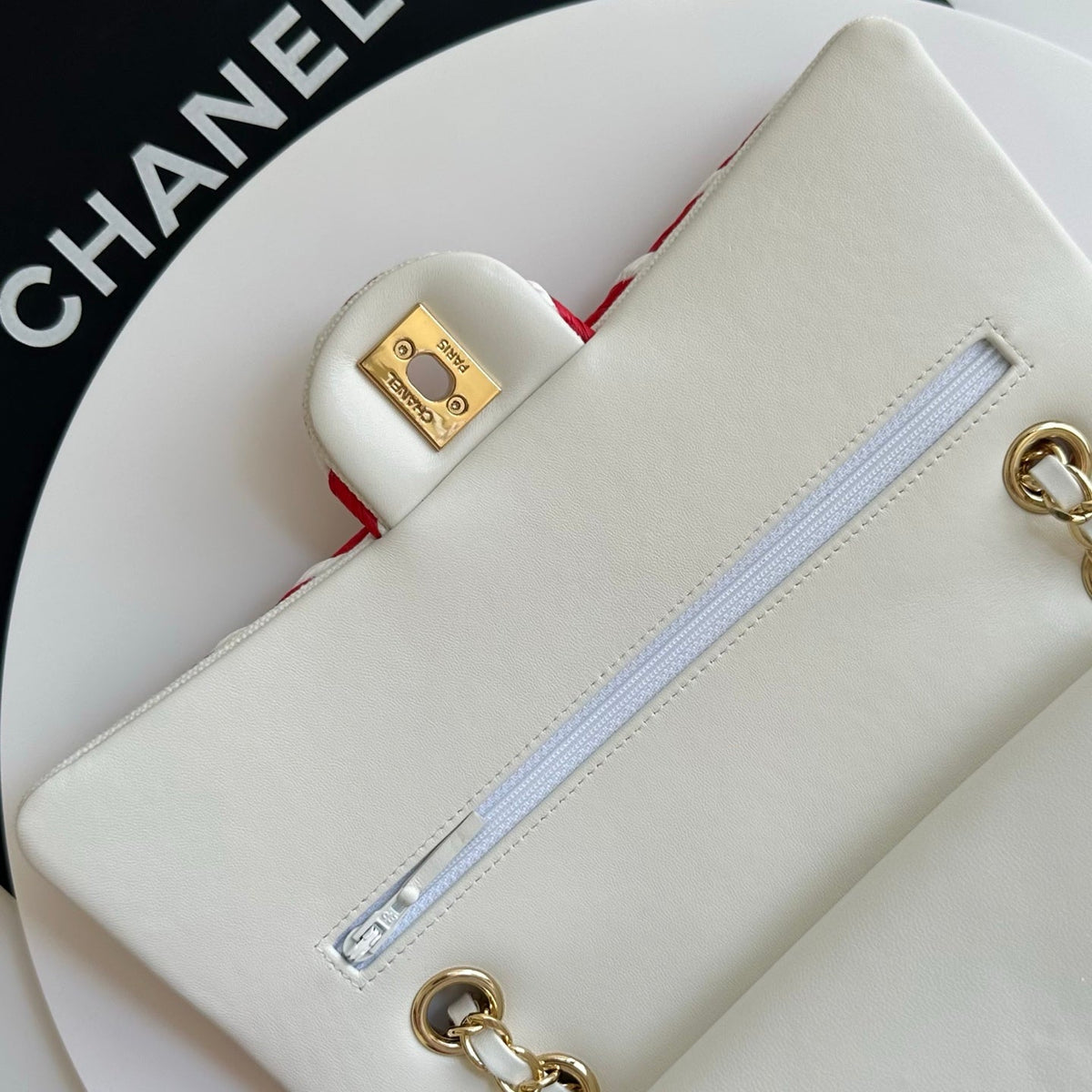 2026 Classic 11.12 Bag 25.5cm White Red Woven Leather