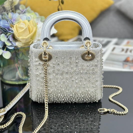 2026 Embroidered Beaded Bag 17cm Lambskin