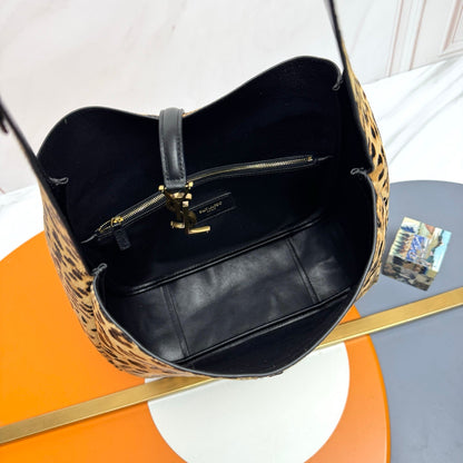 YSL 2026 LE 5 A 7 Leopard Print Handbag 31cm And 23cm Calfskin Hair