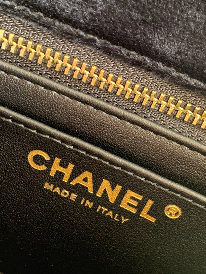 Chanel 2026 Pearl Crush Mini Square Flap 18cm Velvet Leather