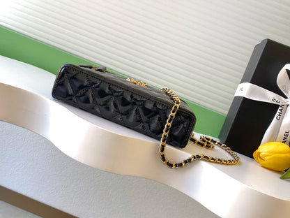 Chanel 2026 Vanity Case Bag 19.5cm Black Patent Leather