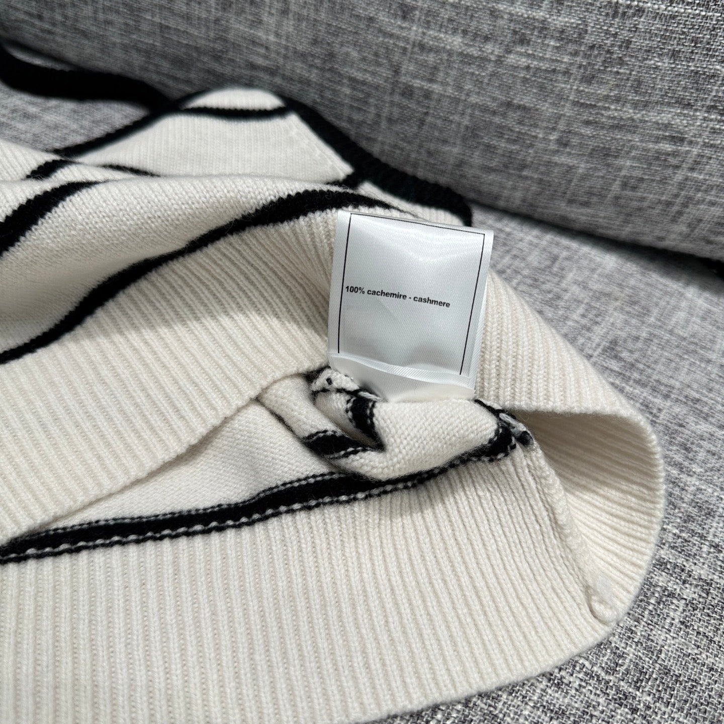25ss knitted vest