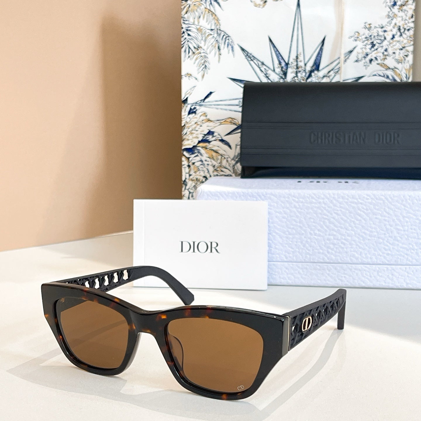 S2I sunglasses
