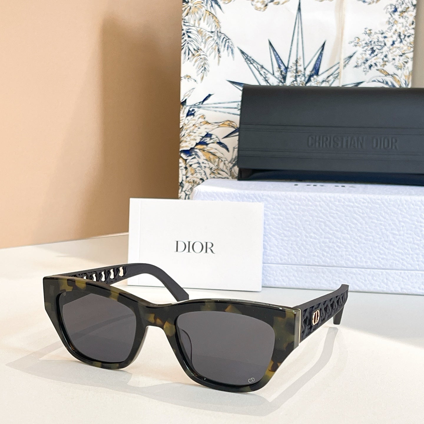 S2I sunglasses