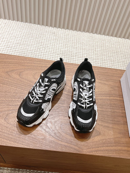 D chrono sneaker