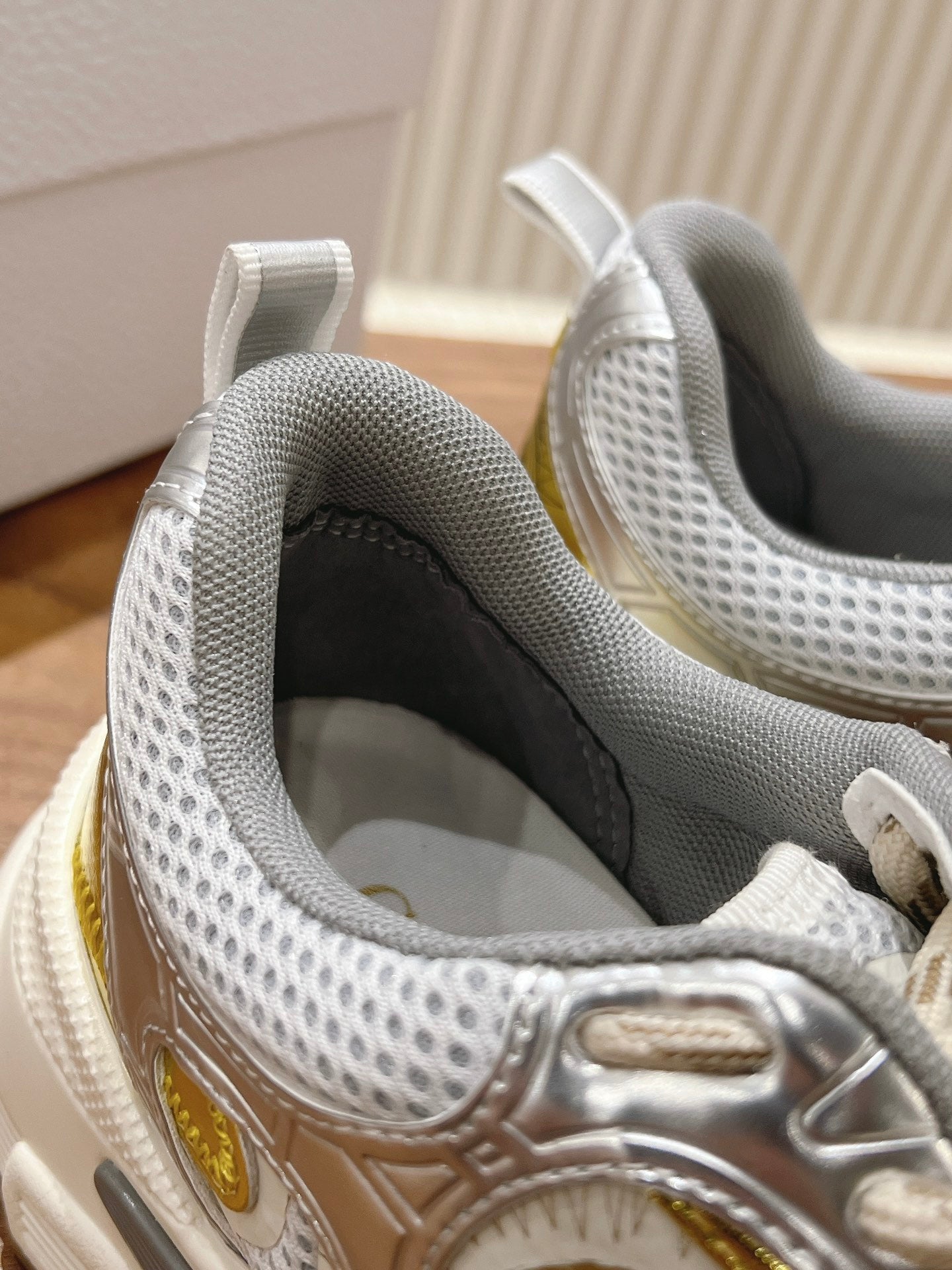 D chrono sneaker