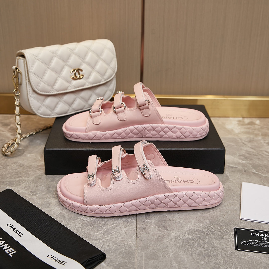 slippers