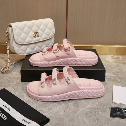 slippers