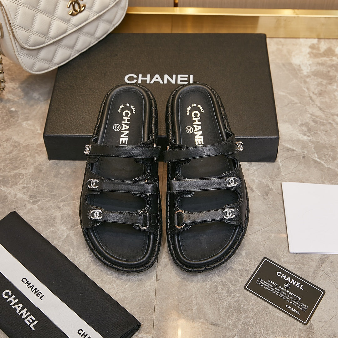 slippers