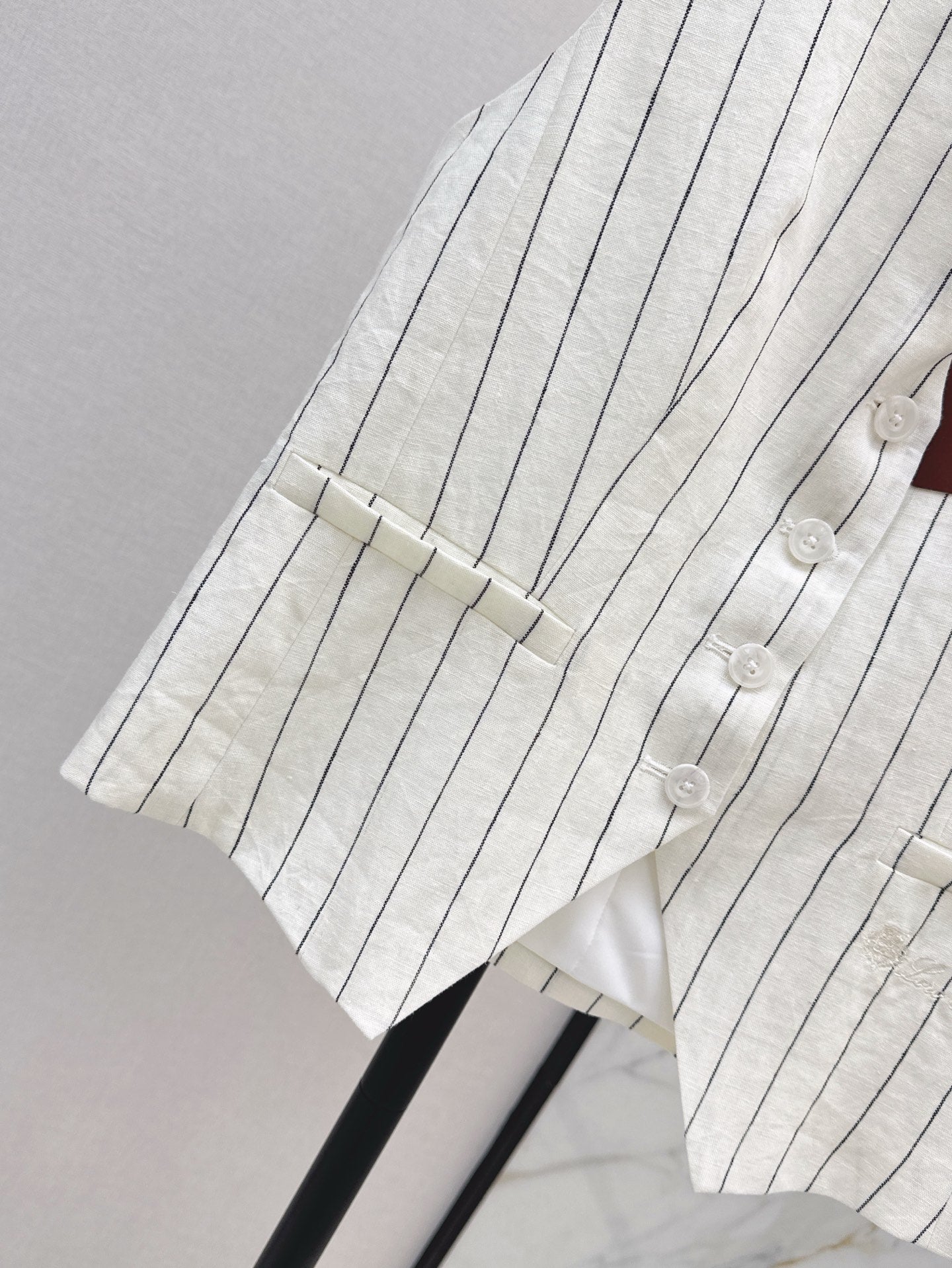 25ss linen vest