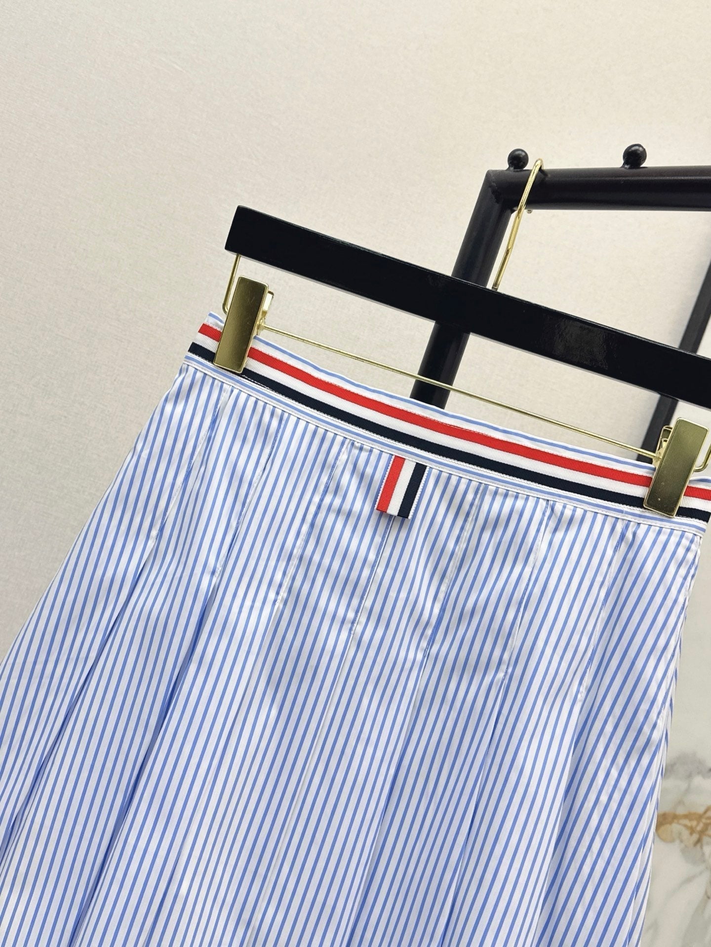 25ss pleated skirt