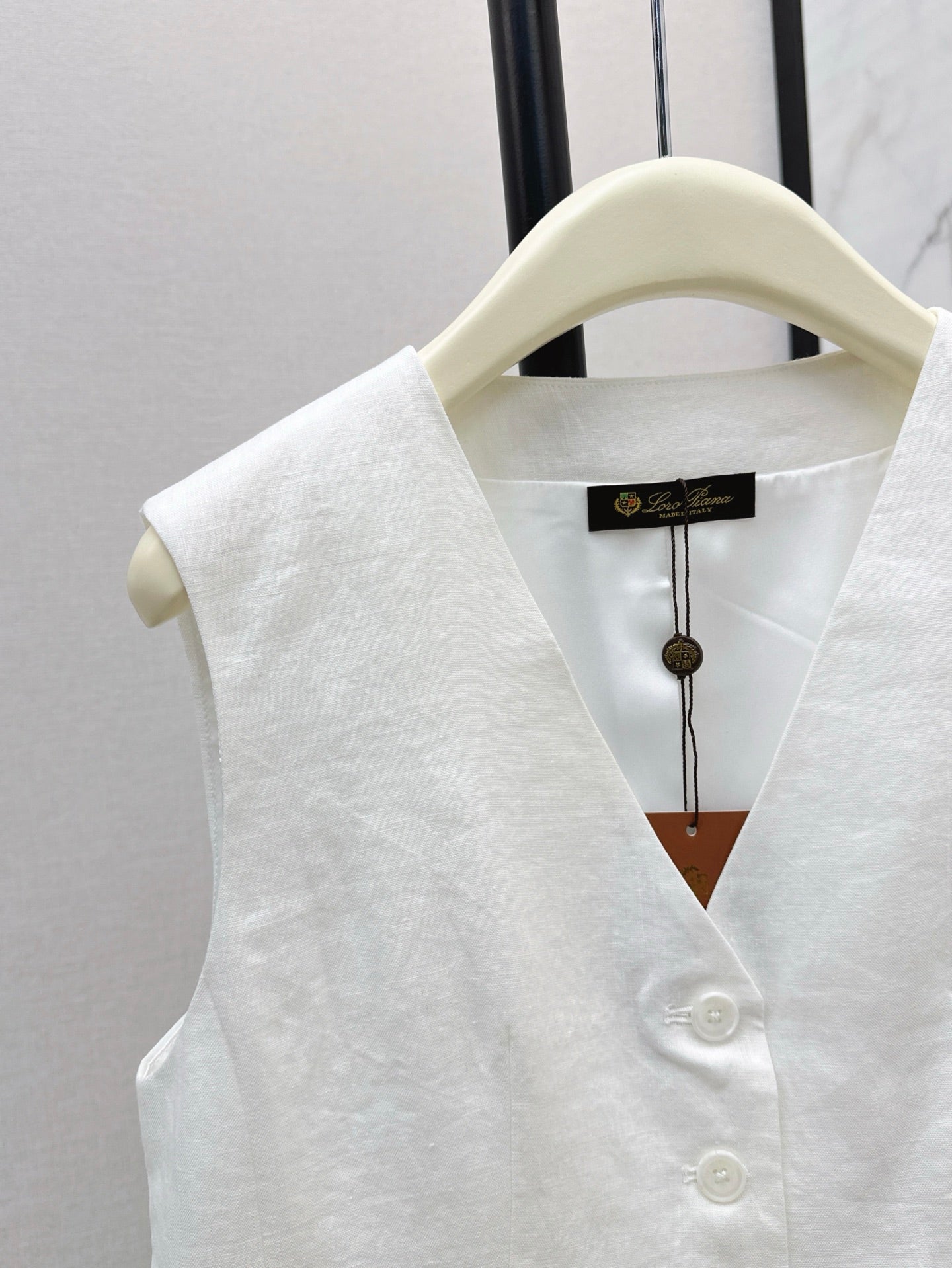 25ss linen vest