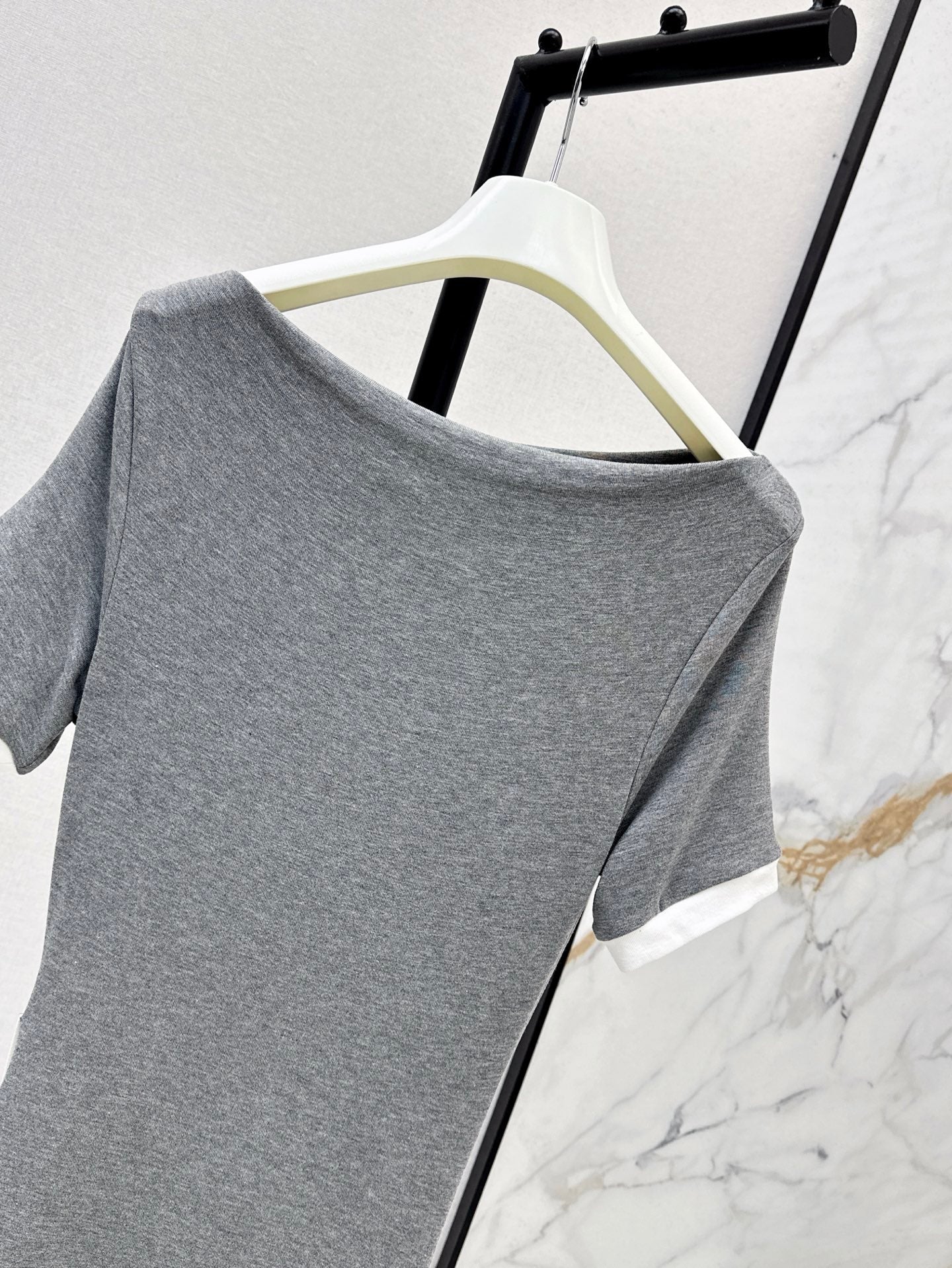 25ss pleated dress
