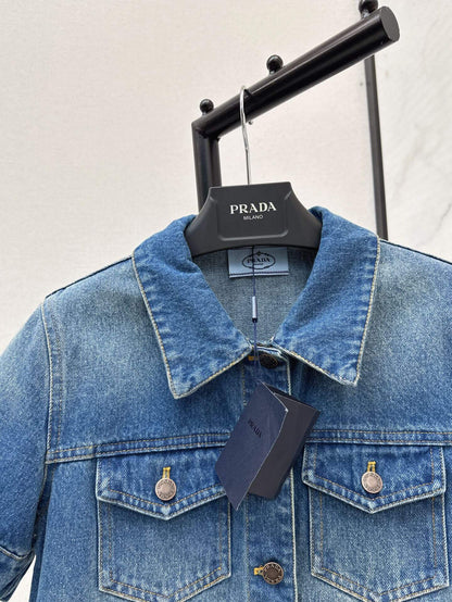 Classic Cropped Button-Front Denim Top