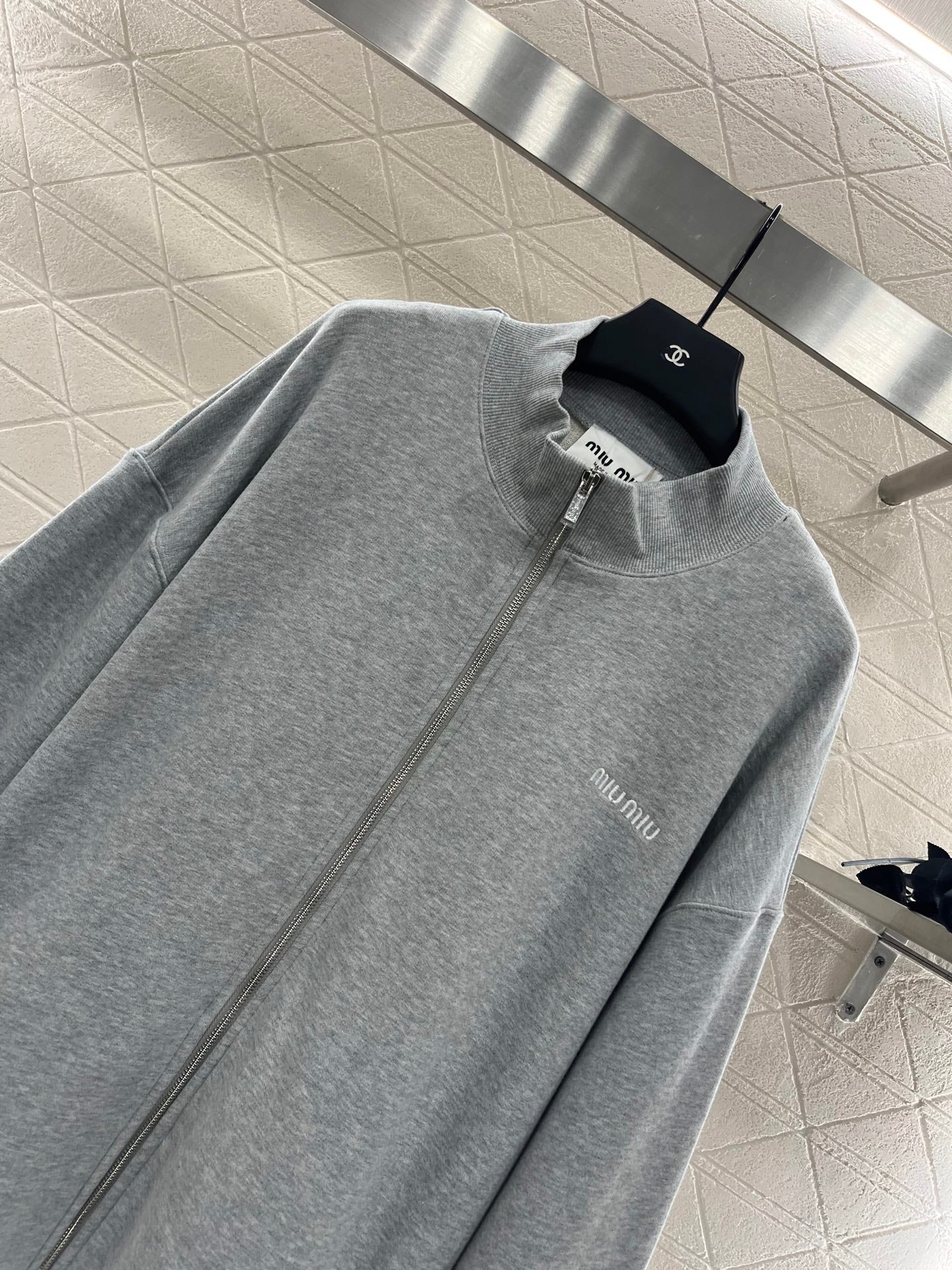 25 new product Drawstring sweater jacket