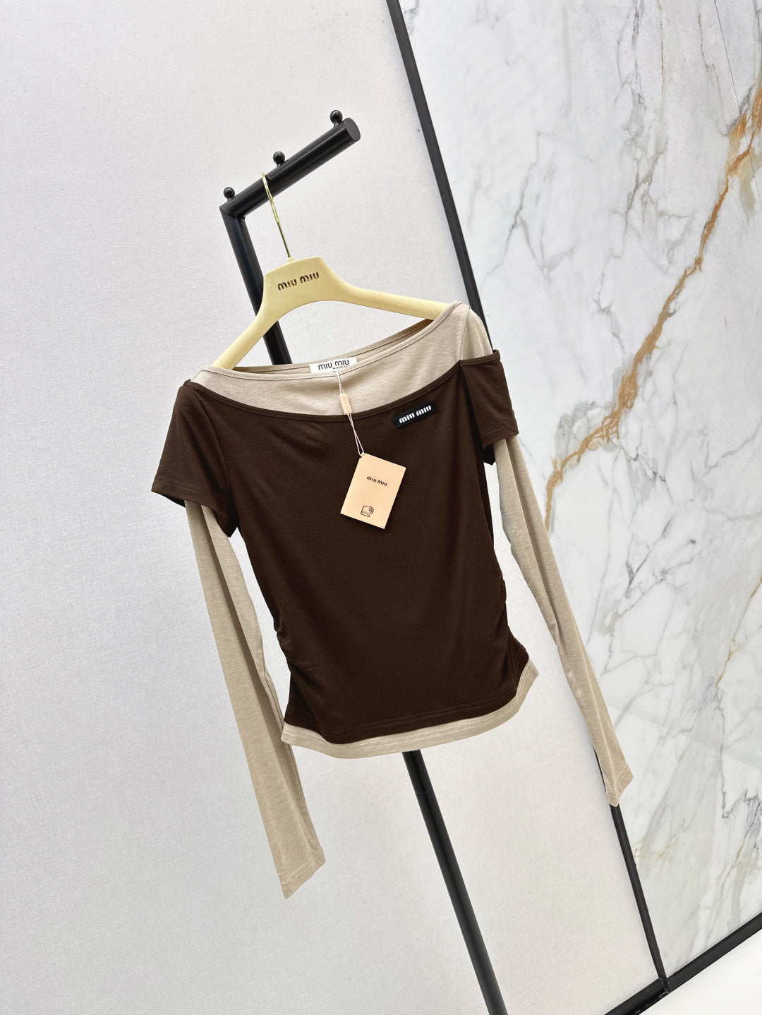 25fw off-shoulder shirt