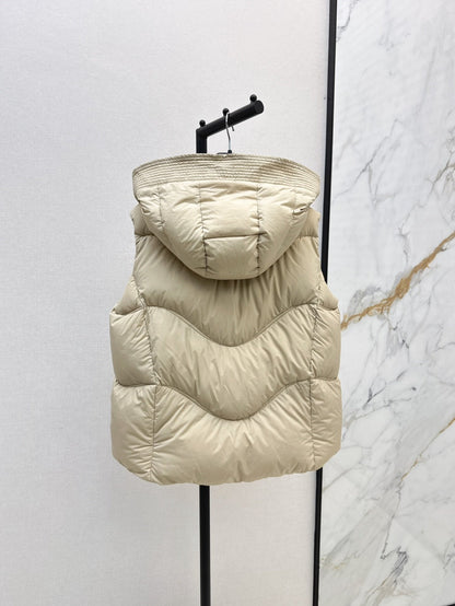 Max 25ss down vest