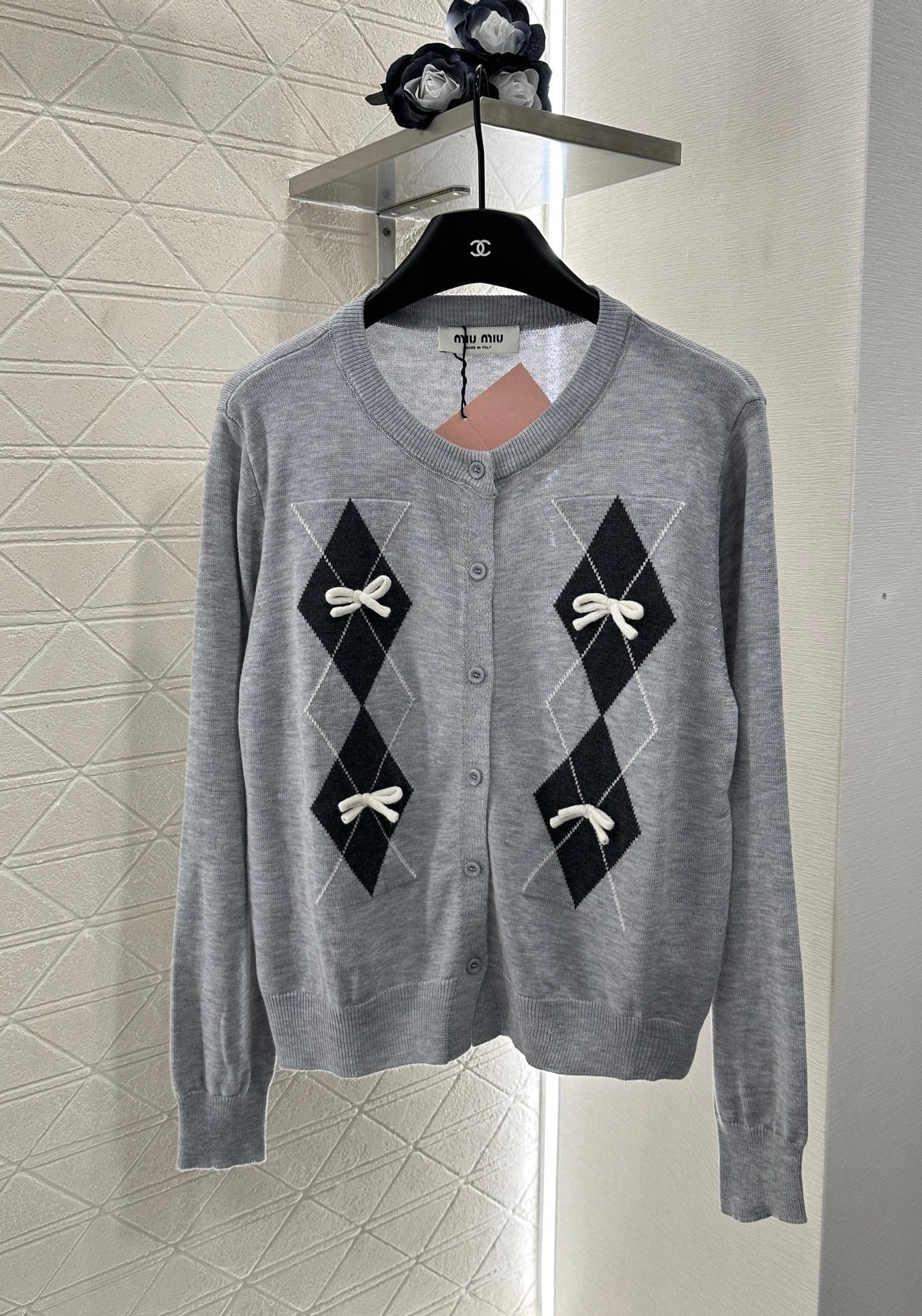 25 New Arrivals Knitted Cardigan