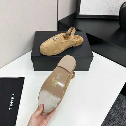 25 Casual suede slippers with fleece lining（KHAKI/BLACK/BROWN/BEIGI）