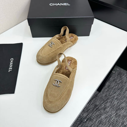 25 Casual suede slippers with fleece lining（KHAKI/BLACK/BROWN/BEIGI）
