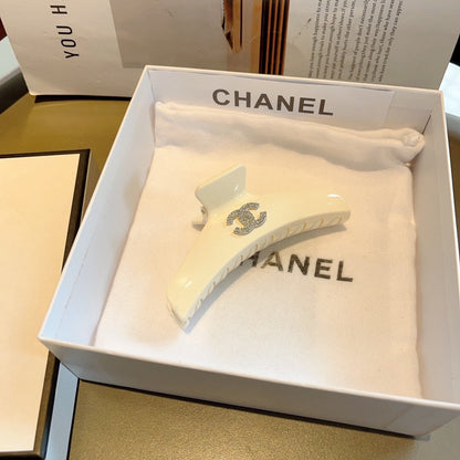 New hand-made diamond clip