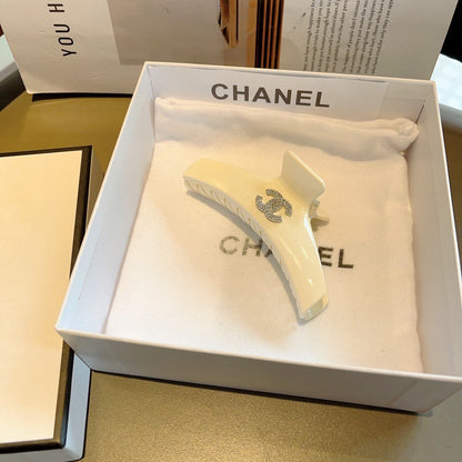 New hand-made diamond clip
